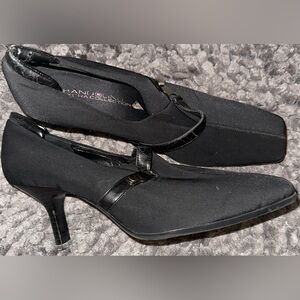 Women’s Black Bandolino Hydra Collection Mary Jane Pumos w/ a Square Toe Size 8